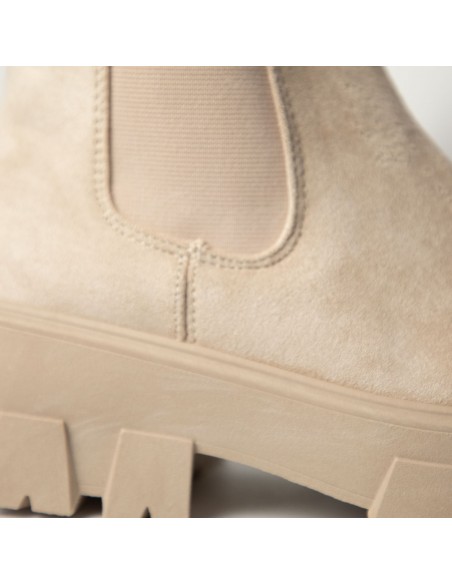 Bottines plateforme daim beige ou noir forme chelsea femme semelle crantée