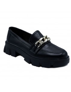 Mocassins femme noirs avec semelle plateforme et chaîne dorée - chaussures confortables style loafers