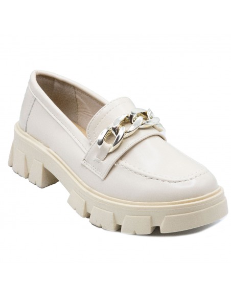 Mocassins femme beige avec semelle plateforme et chaîne dorée - chaussures confortables style loafers