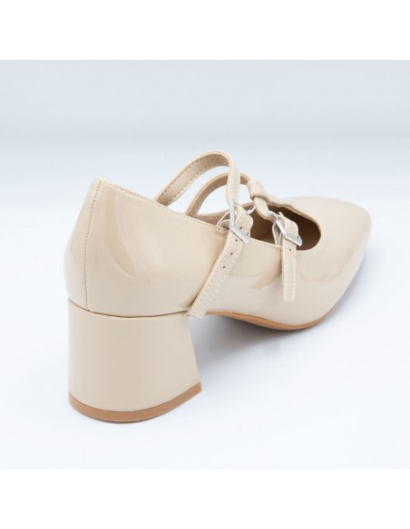 Chaussures Babies Vernies à Talon - Elégance Rétro et Confort