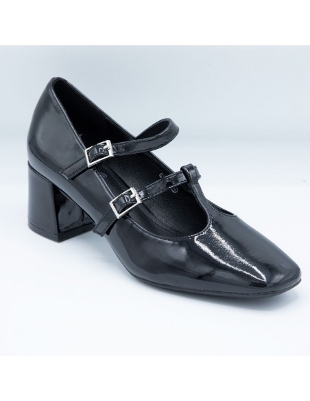 Chaussures Babies Vernies à Talon - Elégance Rétro et Confort