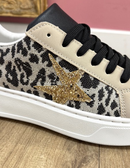 Baskets compensées femme léopard chic - Sneakers tendances pailletées et talon doré