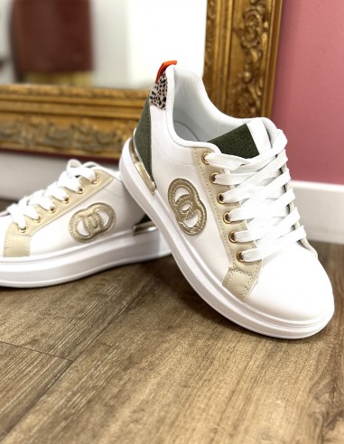 Baskets femme blanches élégantes mode...