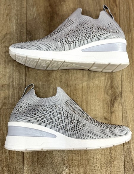 Baskets souples compensées femme tendance, confortables ,respirantes avec strass