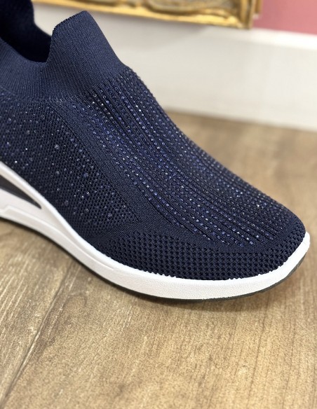 Baskets souples compensées femme tendance, confortables ,respirantes avec strass