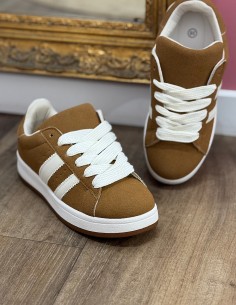 Baskets femme en daim mode... 2