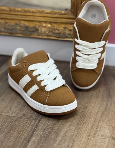 Baskets femme en daim mode streetwear...