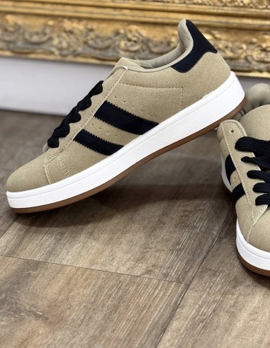 Baskets femme en daim mode streetwear...