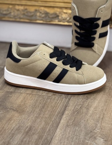 Baskets femme en daim mode streetwear...