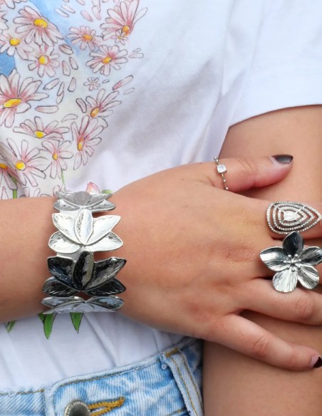 Bracelet manchette fleur femme en acier inoxydable - bijou fantaisie élégant été