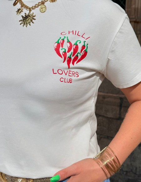 T-shirt blanc femme " chilli lovers club " avec motif piments rouges