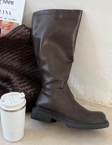 Bottes hautes style cavalier femme pour mollets larges Carmelyna