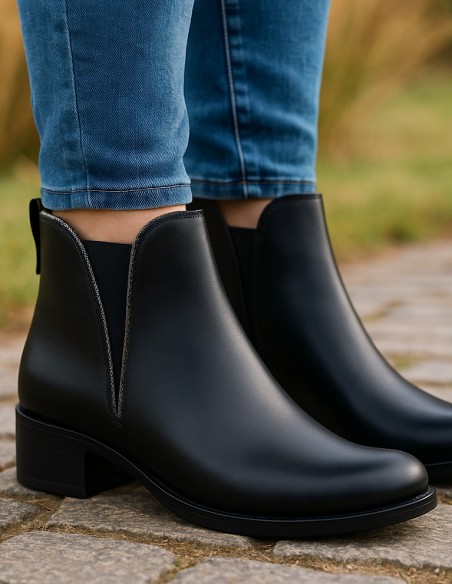 Bottines femme grande pointure 41- 44 élégantes et confortables - Bottines noir en similicuir souple à zip