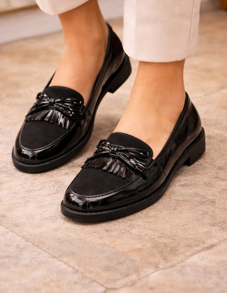 Mocassins Femme en Simili Cuir Verni - Chaussures Plates Elégantes et Confortables Intérieur Cuir avec Franges et Noeud