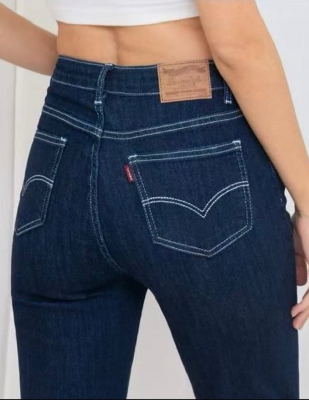 Jean brut evasé femme coupe gainante taille haute stretch en denim confort