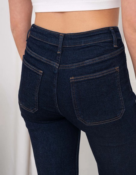 Jean femme taille haute coupe droite évasée en denim brut - Confort & style intemporel du 34 au 42