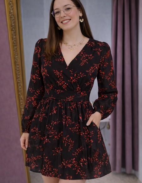 Robe noire fleurie rouge femme - robe cache cœur manches longues avec smock dos et taille marquée