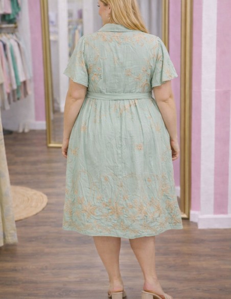 Robe grande taille femme 42-50 vert d’eau brodée – robe fluide en viscose ceinturée style bohème chic