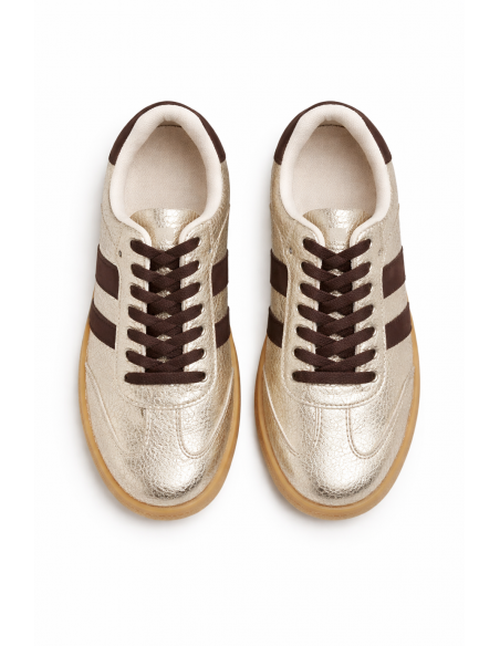 Baskets Femme Dorées Effet Craquelé – Sneakers Chic & Tendance à Bandes Marron – Confort & Style Casual Élégant