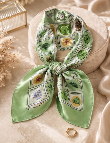 Foulard Carré Effet Soie Femme imprimé Bohème Chic vert ou beige 70x70