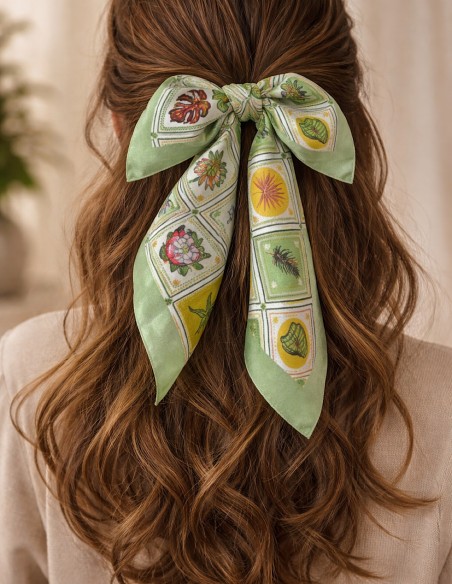 Foulard Carré Effet Soie Femme imprimé Bohème Chic vert ou beige 70x70