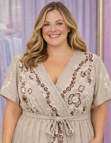 robe longue grande taille beige brodée