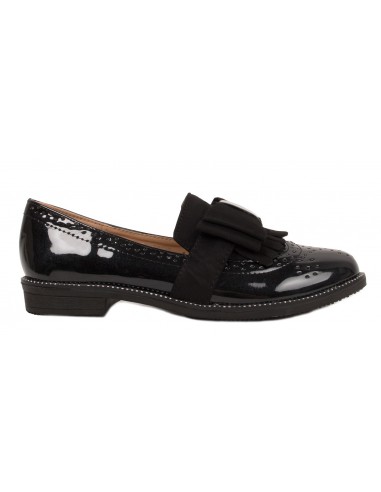 Mocassins femme vernis style derbies avec noeud suédine