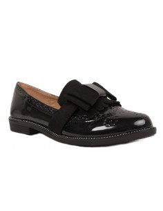 Mocassins femme vernis style derbies avec noeud suédine