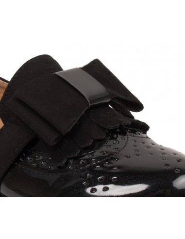 Mocassins femme vernis style derbies avec noeud suédine