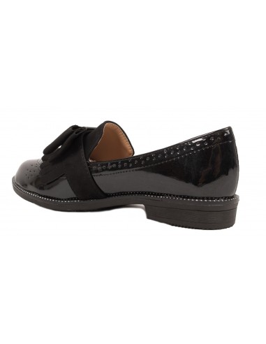 Mocassins femme vernis style derbies avec noeud suédine